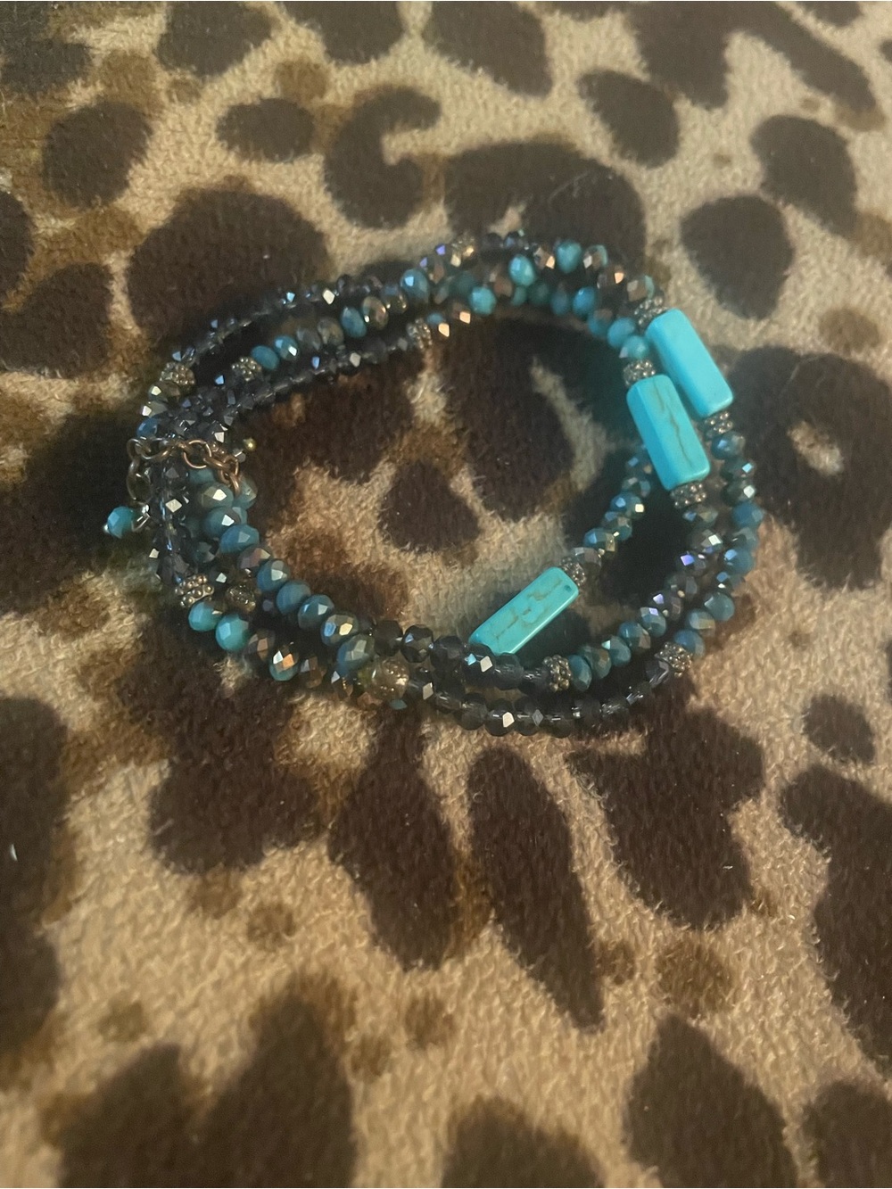 Turquoise and Black Beaded stretch Bracelet - Women Jewelry
